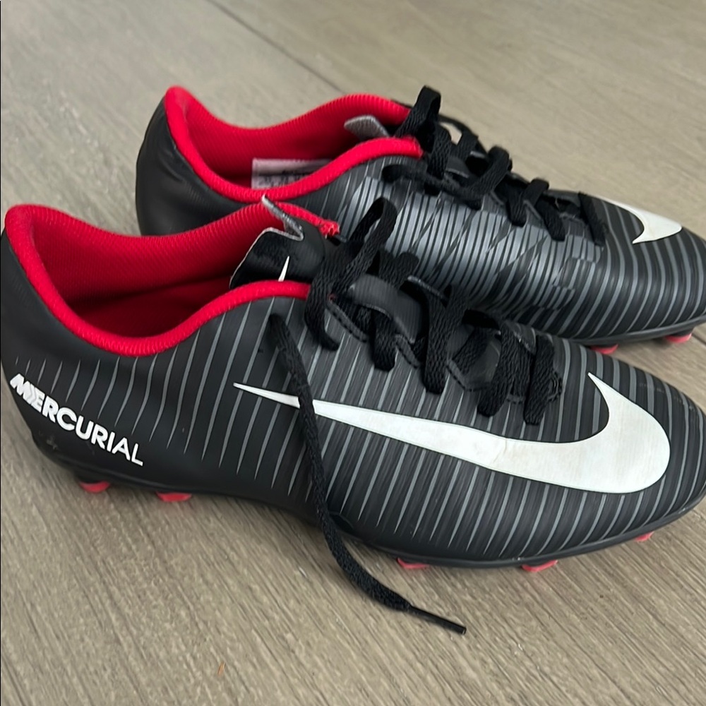 Nike Black and Red Athletic Soccer Shoes